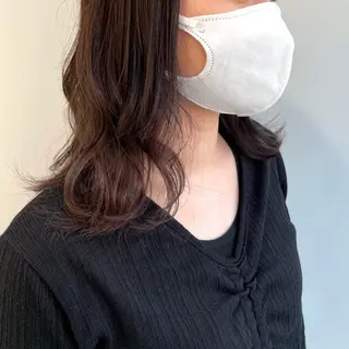 セミロング カラー 山口 莉奈のヘアスタイル