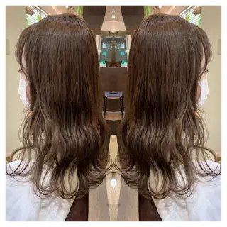 セミロング カラー 村山 茉衣のヘアスタイル