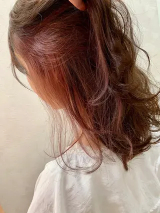 ミディアム カラー 加藤 遥花のヘアスタイル