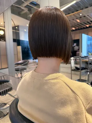 ミディアム 須藤 優真 切りっぱなしボブのヘアスタイル
