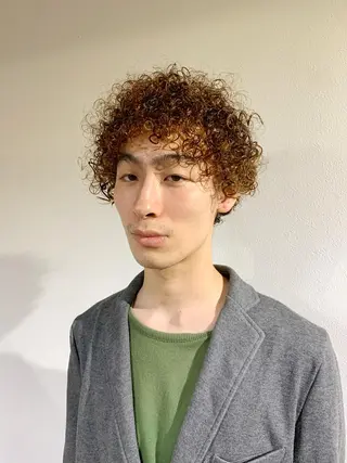 ショート ハイトーンNo.1✨ パーマ✨イマイタツヤのヘアスタイル