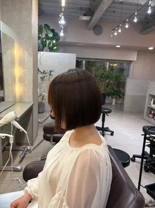 ショート カラー しゅり Flag hairのヘアスタイル
