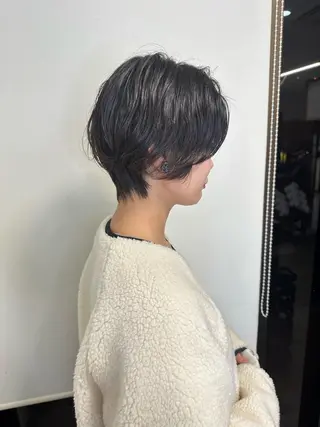 ショート パーマ peg.hair所属・ブリーチカラー🫧 森　凪沙のヘアスタイル
