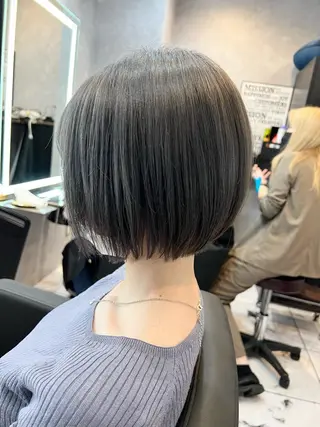 カラー SALOWIN栄 高須大貴のヘアスタイル