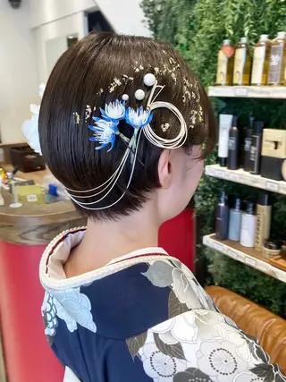 ヘアアレンジ あやかショート 白髪ぼかしのヘアスタイル