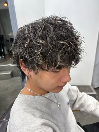 パーマ メンズ 梅田/全パーマ特化/ ケアパーマ/秋本大智のヘアスタイル