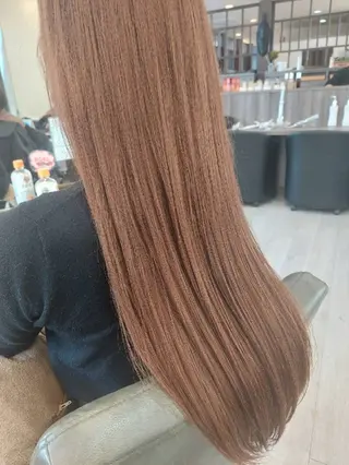 カラー ロング 横手 美奈のヘアスタイル