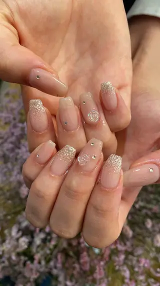 ネイル crystal ⭐︎ colorのネイルデザイン