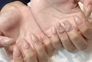ネイル bijou nails　蓮のネイルデザイン