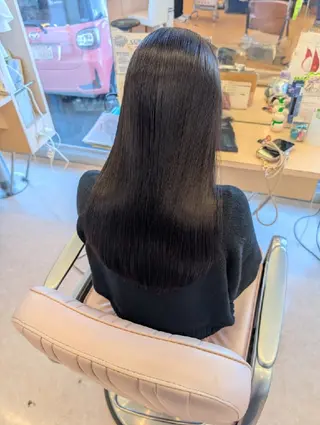 ロング 鈴木 優里花のヘアスタイル