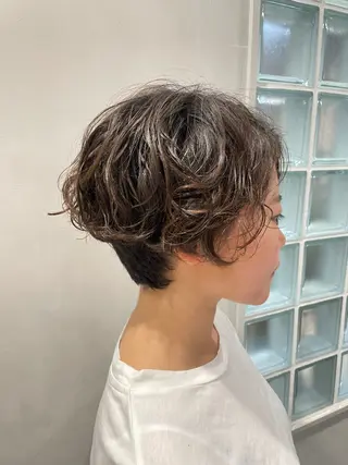 ショート パーマ レイヤー♡ 石川優奈のヘアスタイル