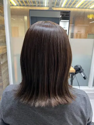 ミディアム カラー アイバ シュンのヘアスタイル