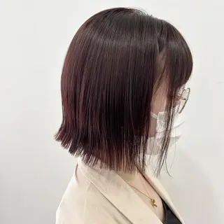ショート カラー ぱつっとボブ/ 小野あかねのヘアスタイル