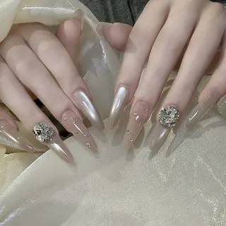 ネイル B&B  Nail のネイルデザイン