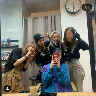 セミロング 谷 結奈のヘアスタイル