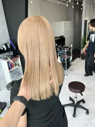カラー SALOWIN栄 高須大貴のヘアスタイル