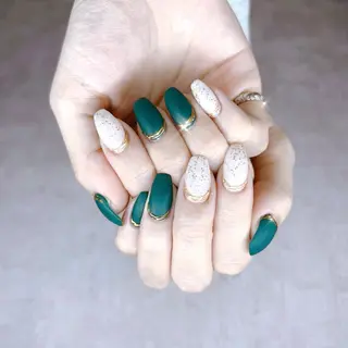 ネイル Feather MAIのマツエク・マツパデザイン