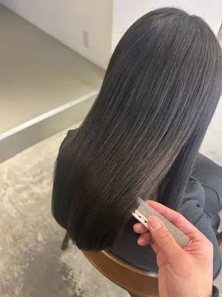 セミロング HASIMOTO jijibyMOPSのヘアスタイル