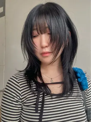 ミディアム カラー ヘアアレンジ 🎀韓国レイヤー 🎀白石菜々のヘアスタイル