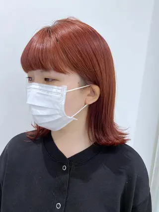 ミディアム カラー 小顔レイヤー/ ベージュ🤍Rieのヘアスタイル