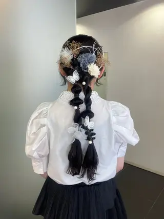 ヘアアレンジ 垢抜け小顔レイヤー オリーブ/スミレのヘアスタイル