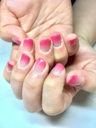 ネイル 新宿ネイルサロン ジェミディローサのネイルデザイン