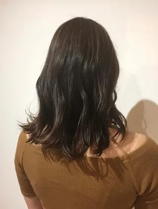 ミディアム カラー brace立花 ✂︎ 吉田 茉由のヘアスタイル