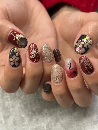 ネイル FIORITURA Maikoのネイルデザイン