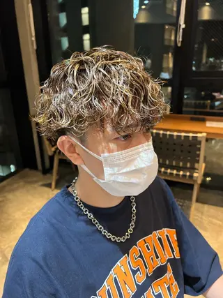 ショート パーマ メンズ 波巻きスパイラルパー マ/シャドウパーマ駿のヘアスタイル