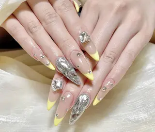 ネイル エリ🫧 nail池袋東口のネイルデザイン