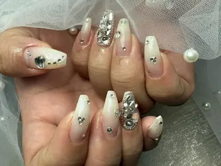 ネイル ToliyDeliy Nail Salonのネイルデザイン