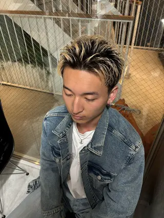 メンズ メンズ特化✨️ 韓国風パーマ🔥一八のヘアスタイル