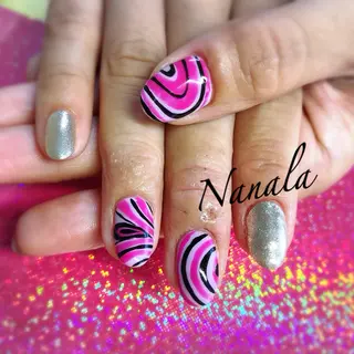 ネイル 菊地 里沙のネイルデザイン