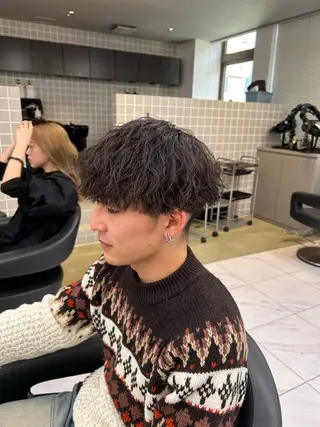 ショート パーマ ヘアアレンジ メンズ 💎韓国/ レイヤー カット/ 暖色🫧のヘアスタイル