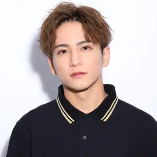 ショート パーマ メンズ 稲村侑斗ダウンパーマ メンズパーマのヘアスタイル