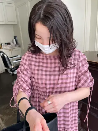 ミディアム カラー 大人girly🛋️ 🤍yukakoのヘアスタイル