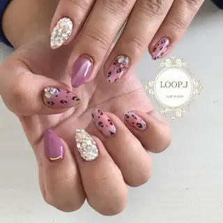 ネイル おおくぼ めぐみのネイルデザイン
