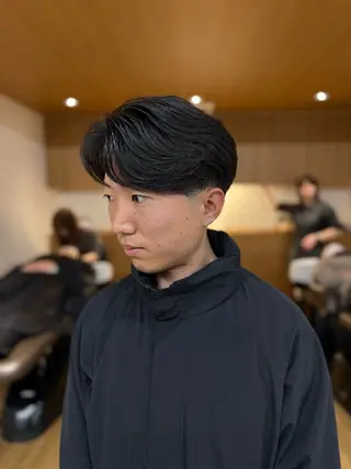 ショート パーマ メンズ 【メンズ縮毛矯正】 FILMS  軍司のヘアスタイル