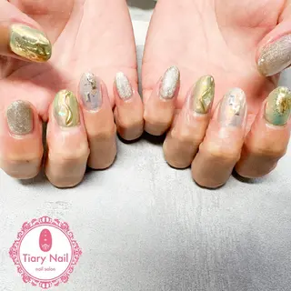 ネイル tiarynail K K🐼のネイルデザイン