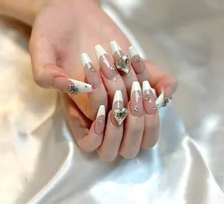 ネイル Lino+ ネイル&よもぎ蒸しのネイルデザイン