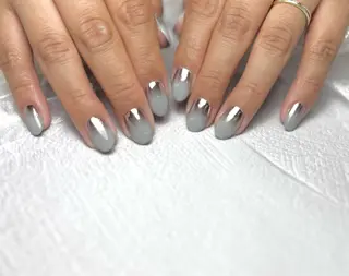 ネイル 石﨑 利祥のネイルデザイン