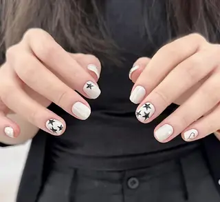 ネイル Queens PUPUのネイルデザイン