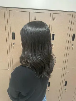 セミロング 種村 彩乃のヘアスタイル