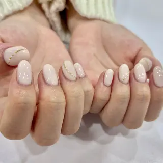 ネイル アンリッシュ新宿東口 小泉のネイルデザイン