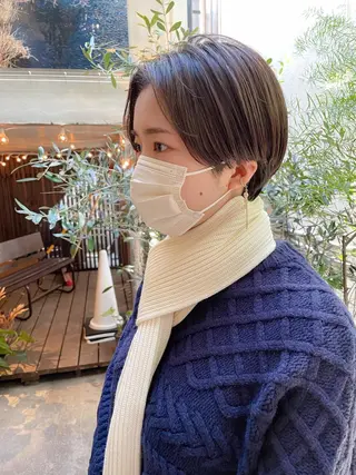 ショート カラー 高橋 愛美のヘアスタイル