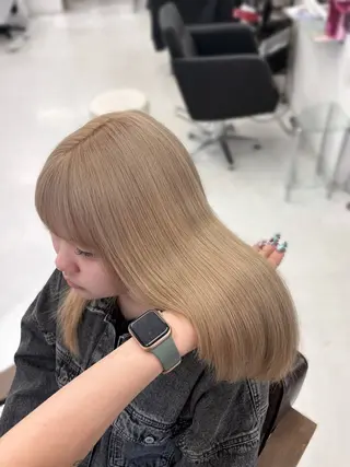 ロング NAMI/似合わせ/ ベージュ/レイヤーのヘアスタイル