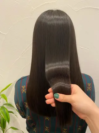 ロング Ash中目黒店 榊間茜のヘアスタイル