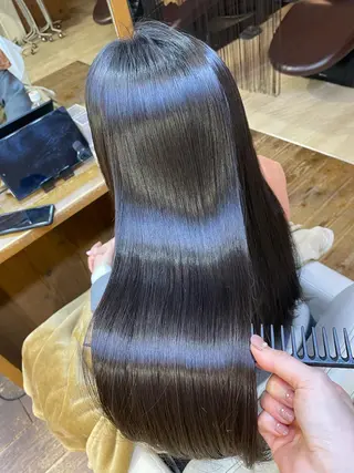 ロング 山木 裕子のヘアスタイル