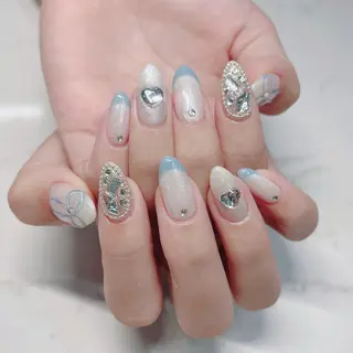 ネイル otomi 🌼*･のネイルデザイン