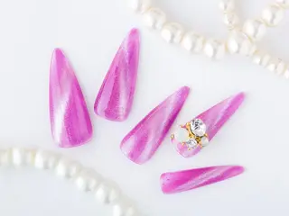 ネイル Tiary Nail Yのネイルデザイン